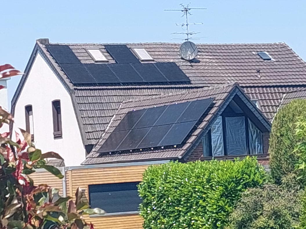 Hausdächer mit Photovoltaik